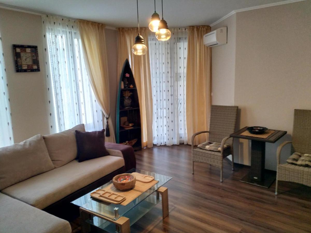 Apartment Melody Burgas Esterno foto